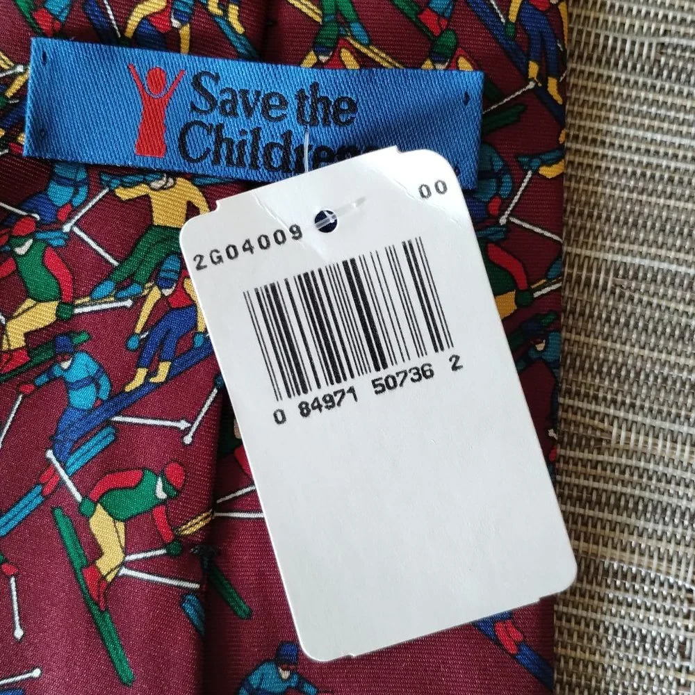 Skiing Tie 100% silk Made in the USA NWT